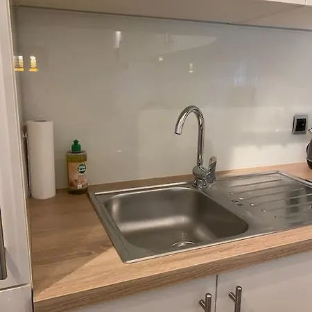 Ruhiges Mit Terrasse شقة هانوفر