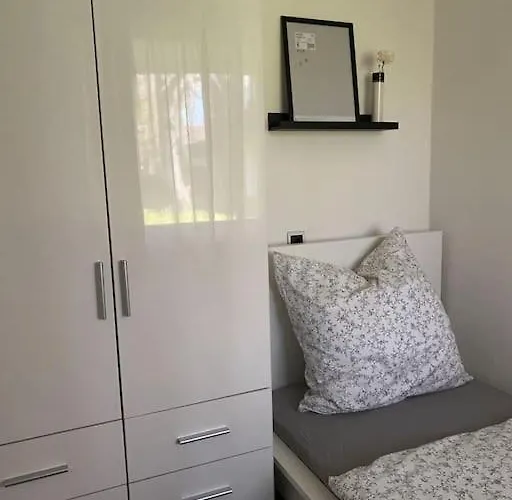 Apartman Ruhiges Mit Terrasse